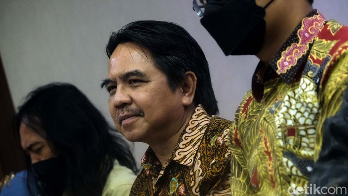 Ade Armando Beberkan Alasan Pengunduran Diri dari PSI Lewat Surat Internal
