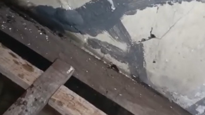 Rumah Katon Terendam Banjir, Air Kotor Masuk hingga ke Kamar Mandi